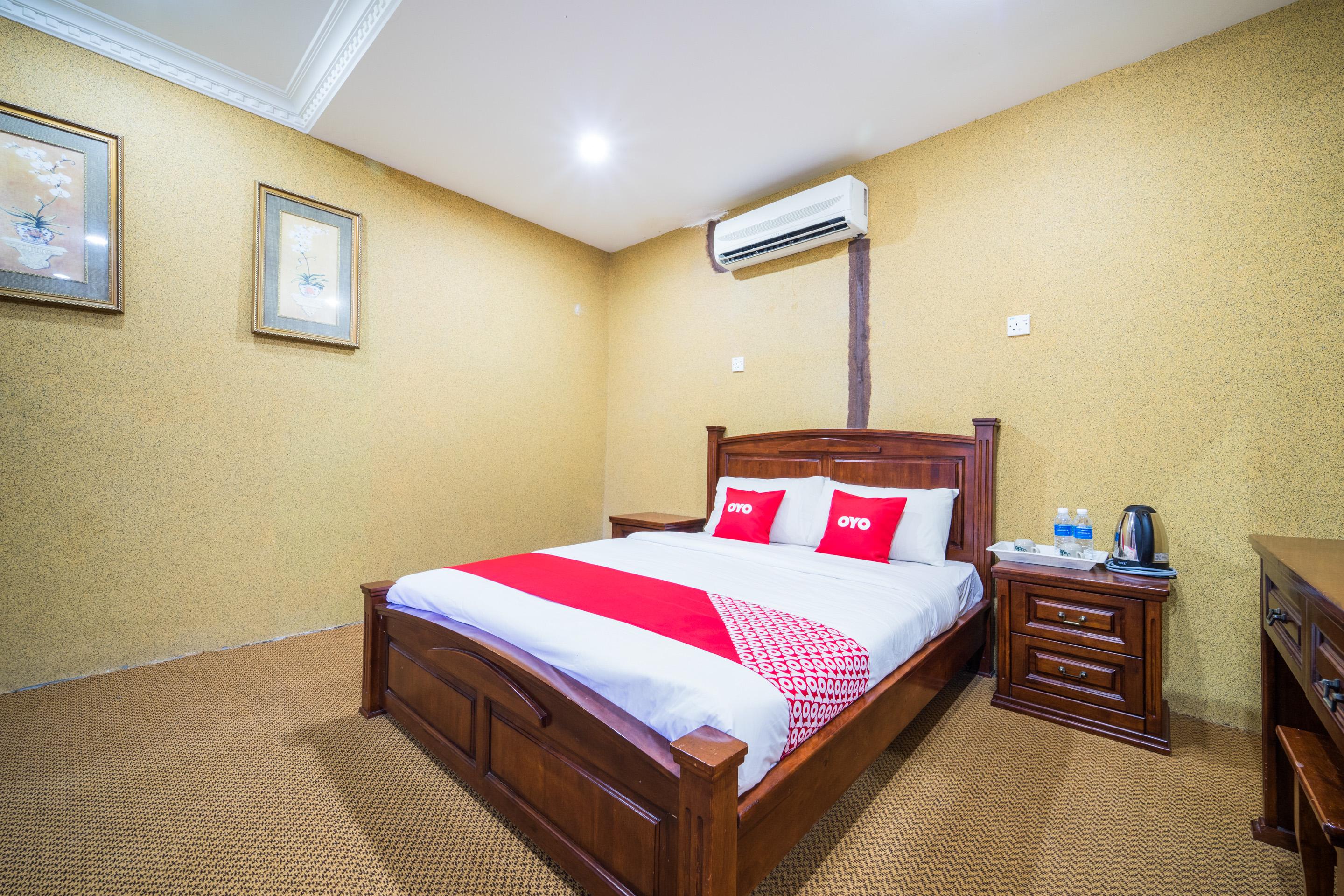 Terap Inn Kampong Raja Экстерьер фото