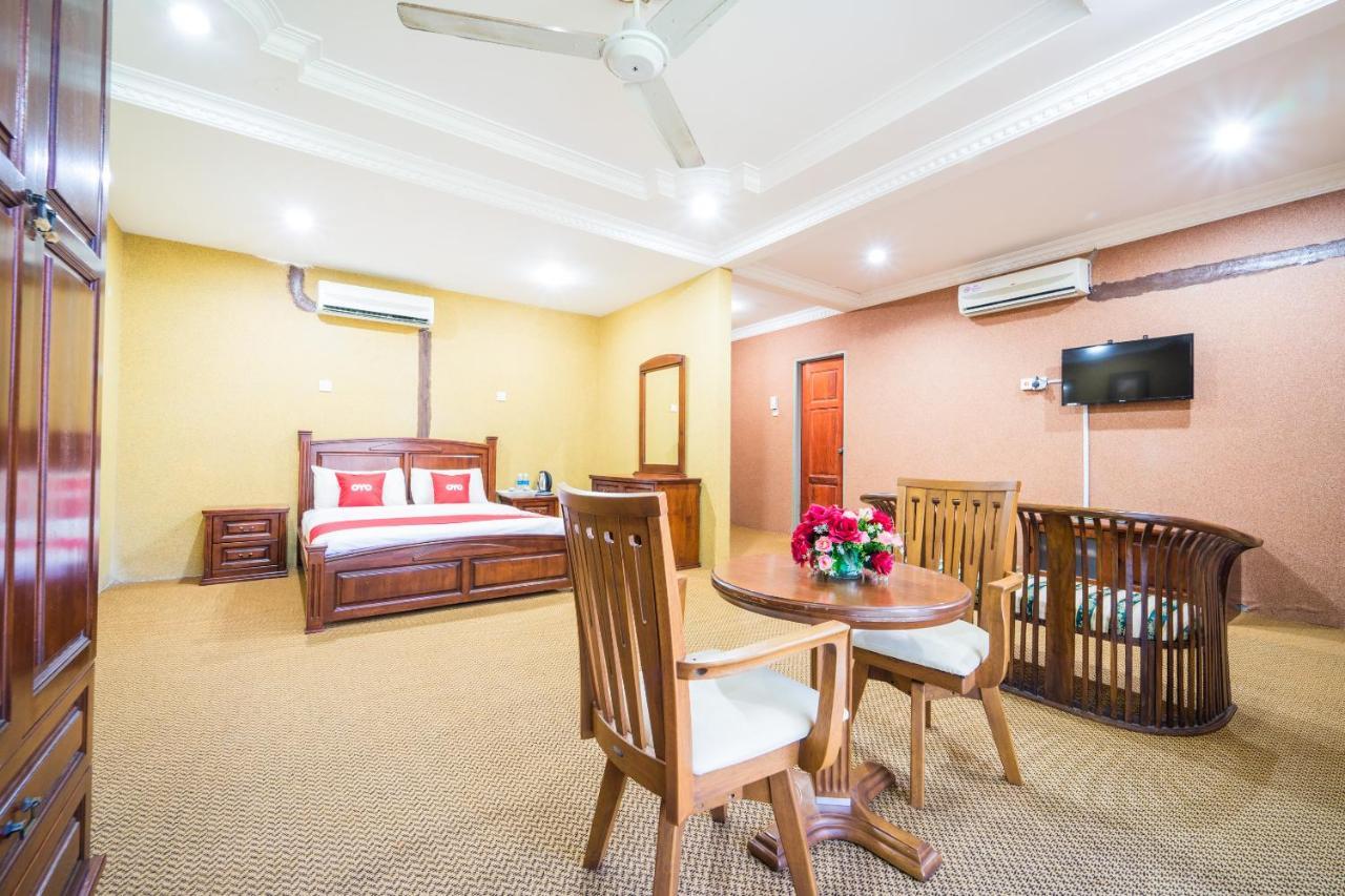 Terap Inn Kampong Raja Экстерьер фото