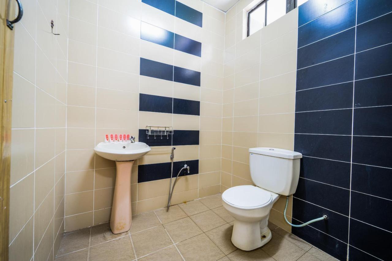 Terap Inn Kampong Raja Экстерьер фото